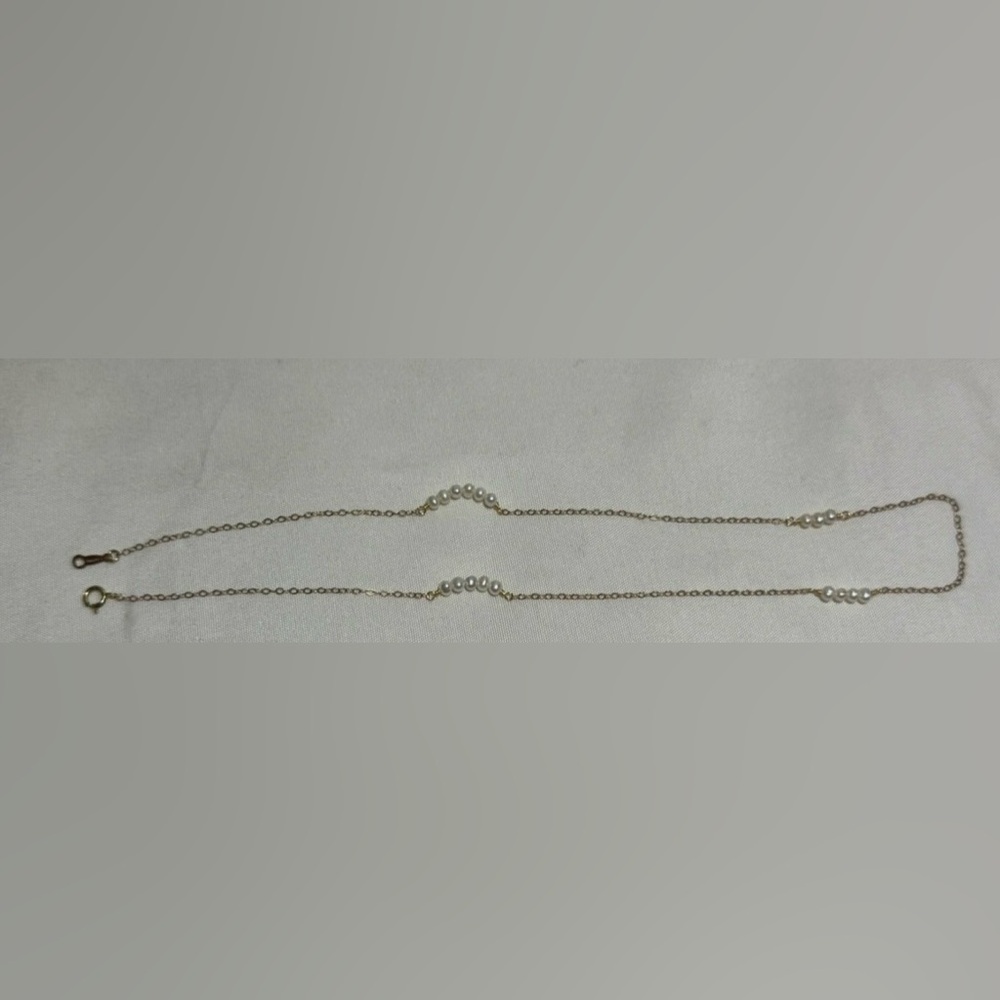 14K Sophisticated Gold and Pearl Necklace 16inch 1/20 grams